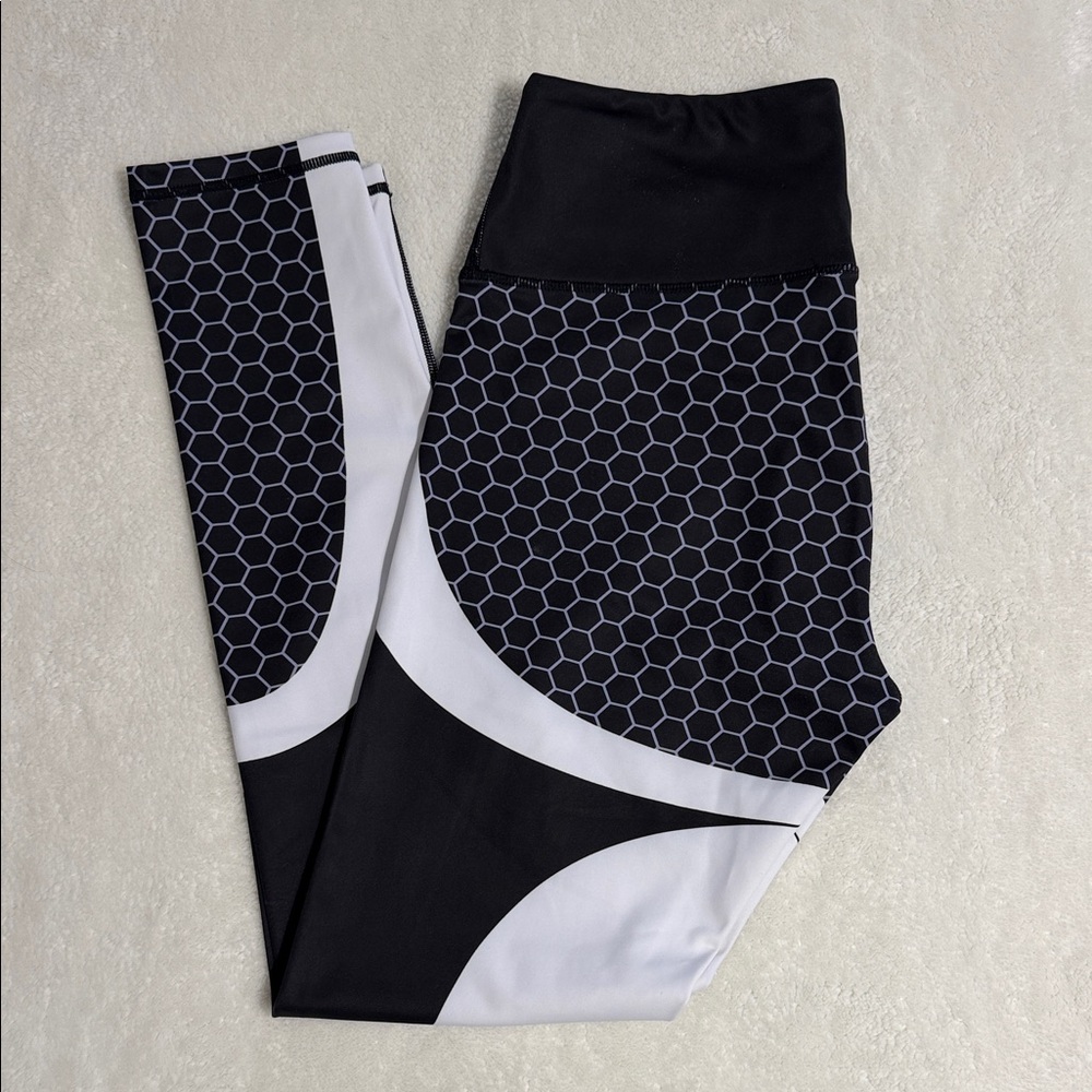 Flamingo Black and White Geometric Leggings